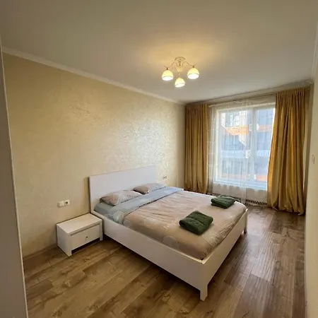 Parus Apartments Lviv Exterior photo