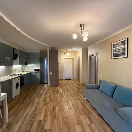 Parus Apartments Lviv Exterior photo
